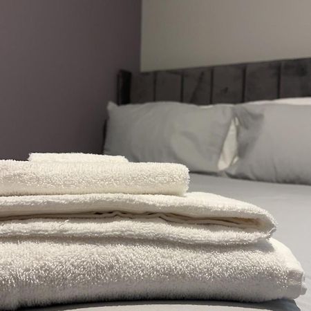 Castle Rise Accommodation Кингстън ъпон Хъл Екстериор снимка